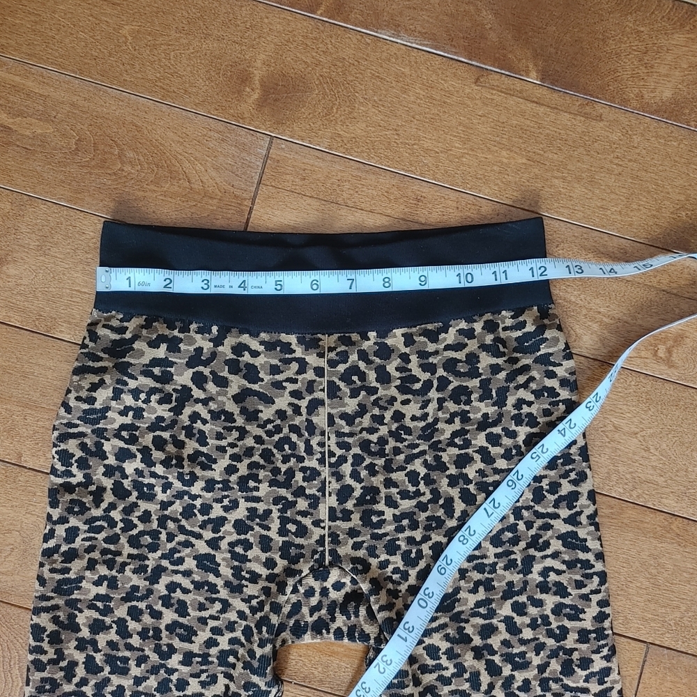 Fabletics Leopard Print Leggings - Picture 6 of 9
